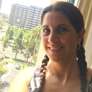 Meet your Posher, Lisa